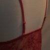 Nuisette en dentelle rouge – Image 3